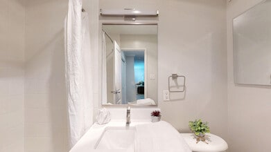 Interior Photo - The Whitmore