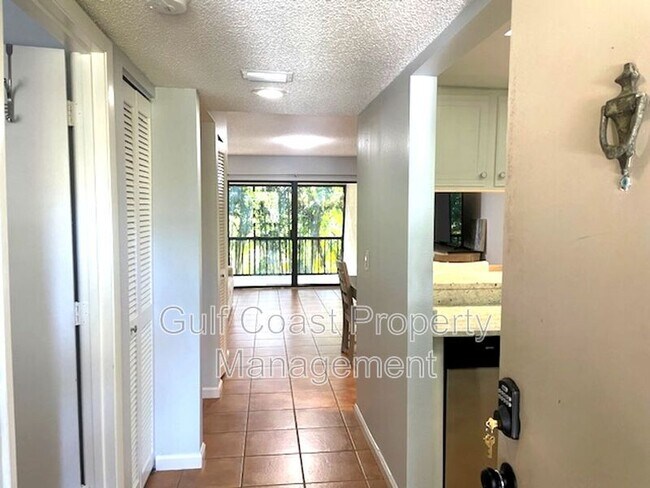 Foto del edificio - 4574 Ringwood Meadow