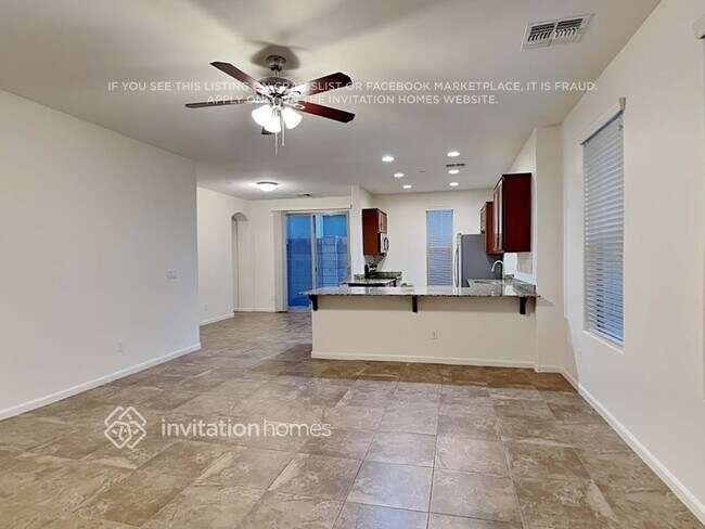 Building Photo - 1389 S Moccasin Trail