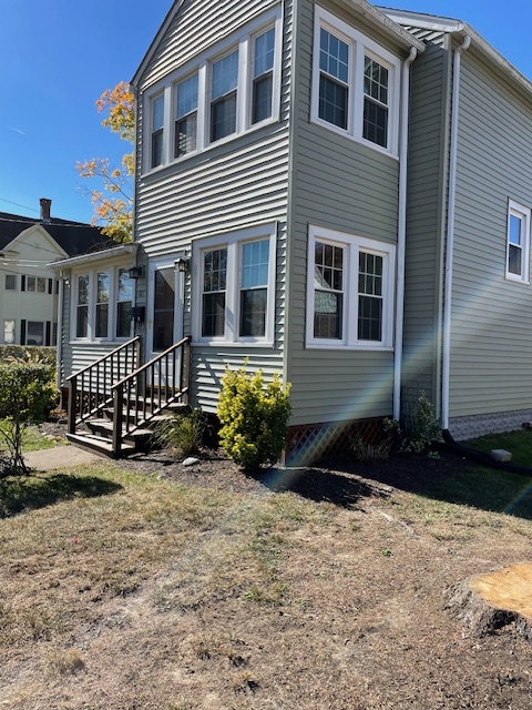 Enclosed Porch - 113 North Blvd