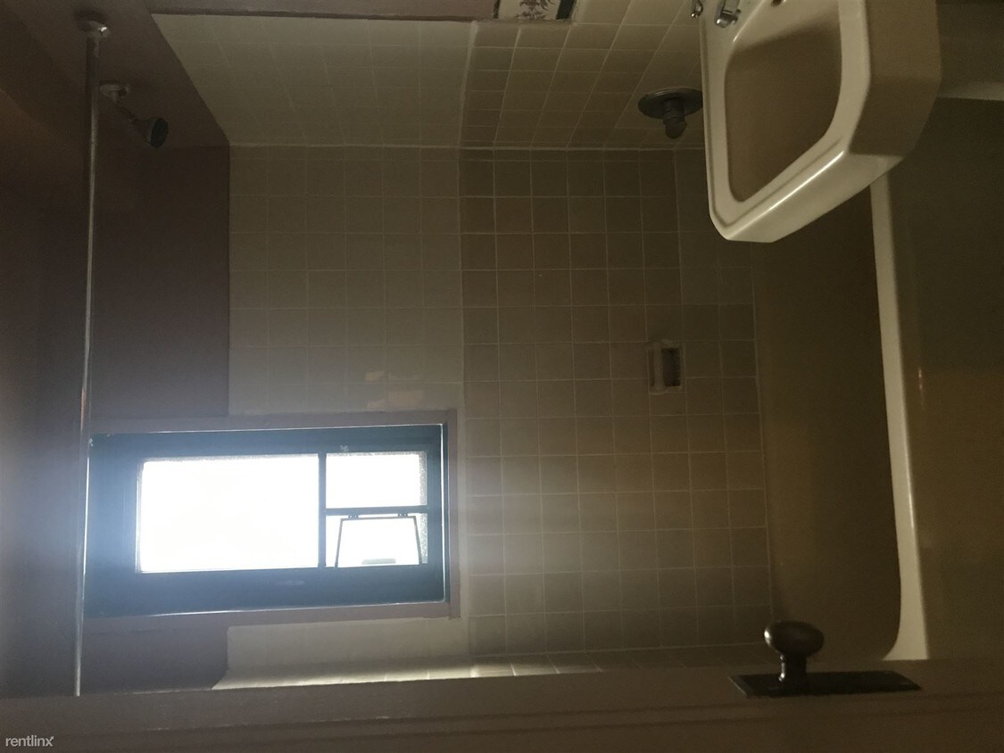 1 br, 1 bath - 1439 Metropolitan Ave - 1 br, 1 bath  - 1439 Metropolitan Ave