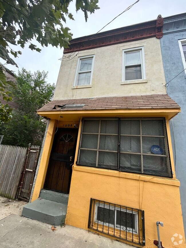 Building Photo - 1008 S 3rd St