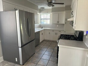 Building Photo - 54 Daffodil Ct