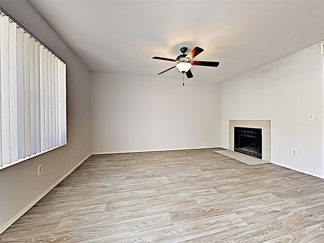 Foto del edificio - 1331 W Baseline Rd