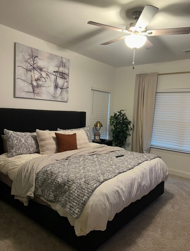 Foto del edificio - 1178 Camellia Ridge Dr