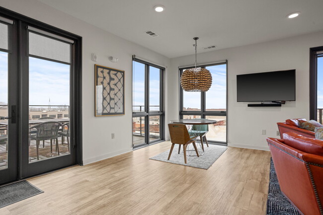 Foto del edificio - Aug Smith on Main