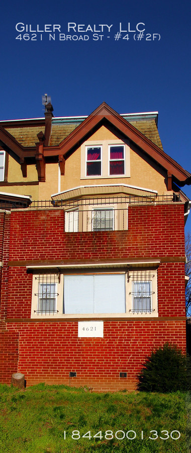 Building Photo - Newly Rehabbed Studio Apartment Available!