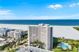 Building Photo - 260 Seaview Ct