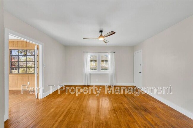 Foto del edificio - 625 E 41st St