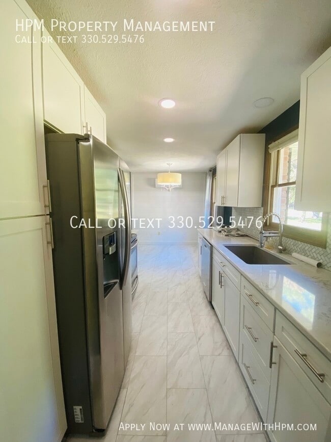 Foto del edificio - 5253 Frank Ave NW