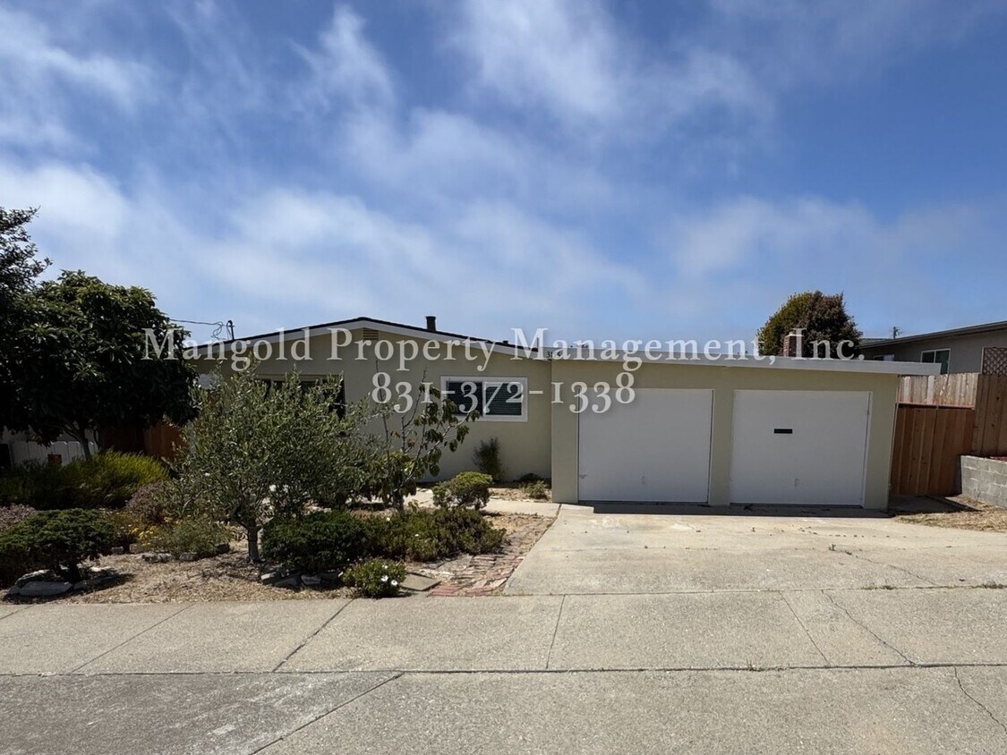 Foto principal - Beautifully Updated 3-Bedroom Home with Sp...