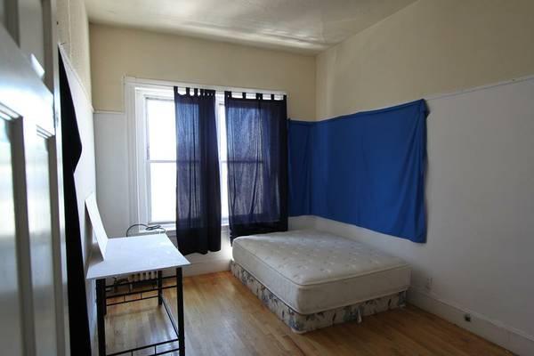 Foto principal - 7 Linden St