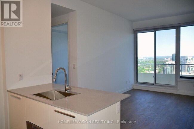 Building Photo - 75 Canterbury Pl