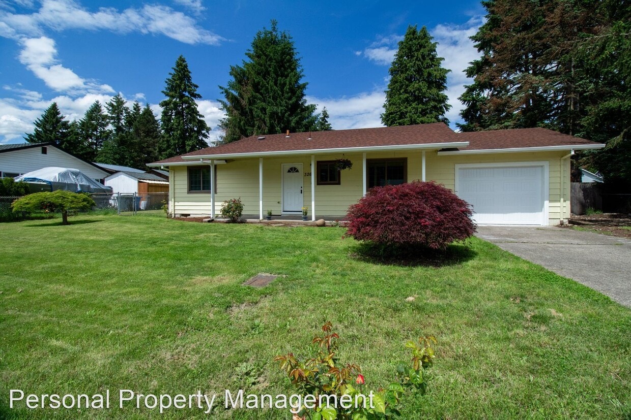 3 br, 1 bath House 3265 F Place House Rental in Washougal, WA
