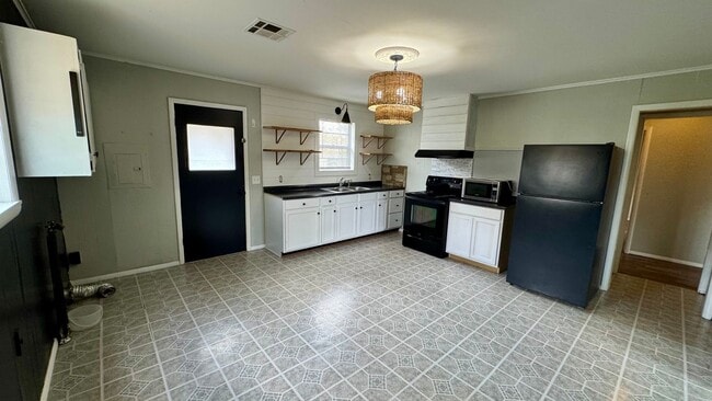 Foto del edificio - Move-In Ready 2 Bedroom Bungalow