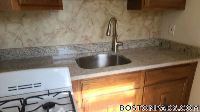 Foto del edificio - 349 Pleasant St