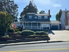 Building Photo - 840 Alameda de las Pulgas
