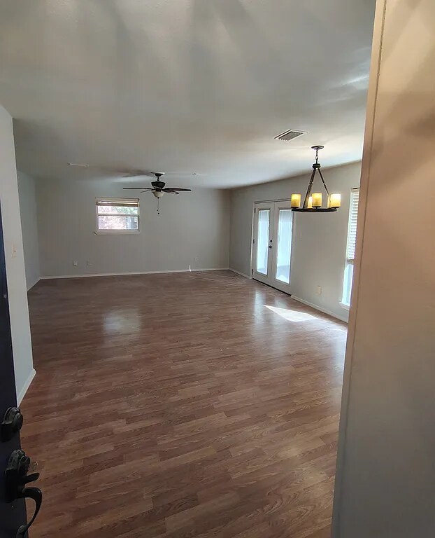 Foto del edificio - 308 Annette Ln