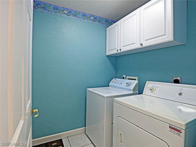 Building Photo - 13927 Lily Pad Cir