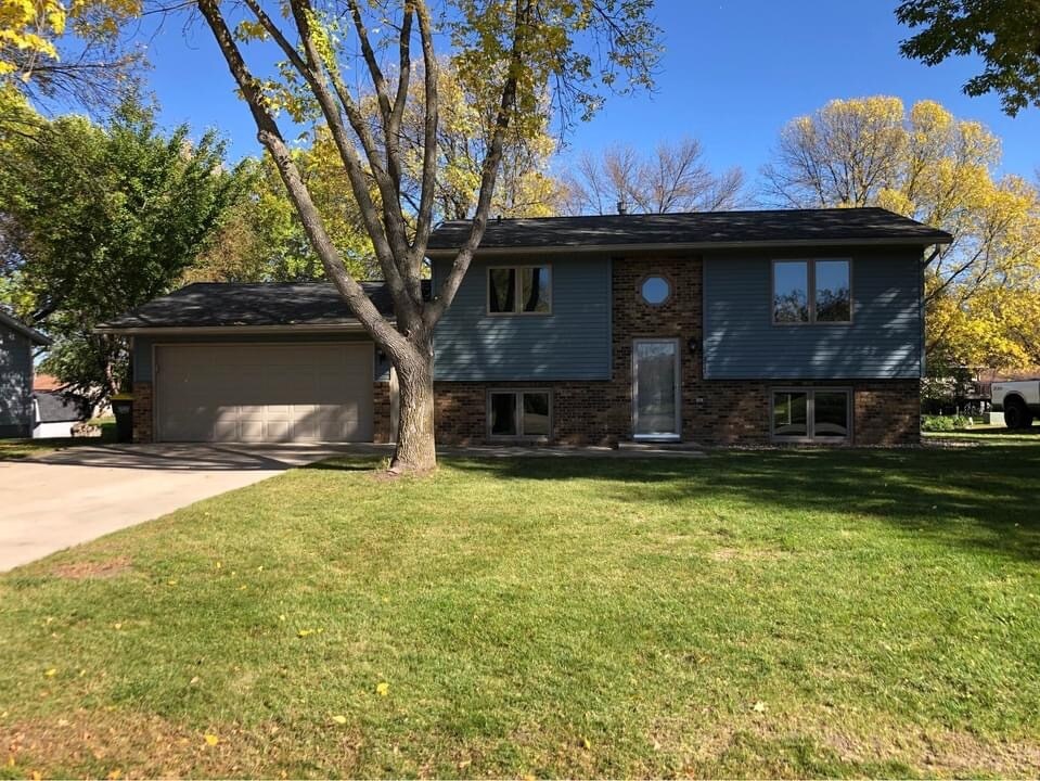 Foto principal - 317 23rd St SE