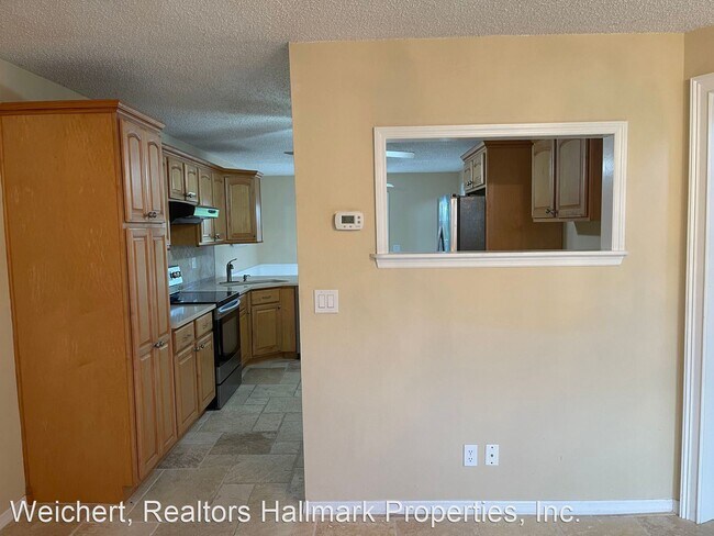Building Photo - 3 br, 2 bath House - 69 Woodlawn Drive