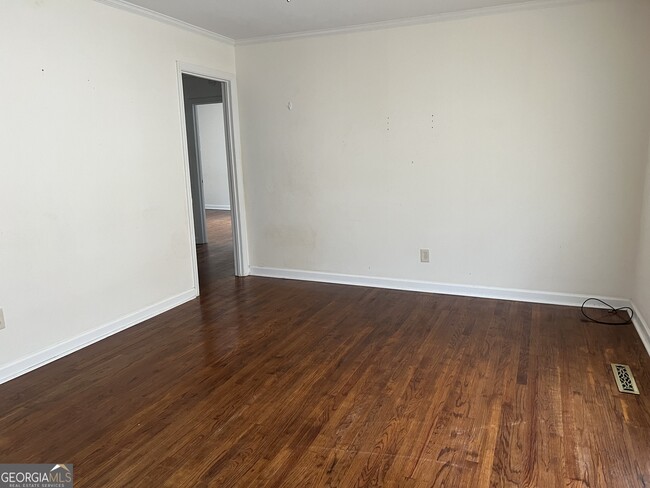 Building Photo - 1704 Woodrow Ave