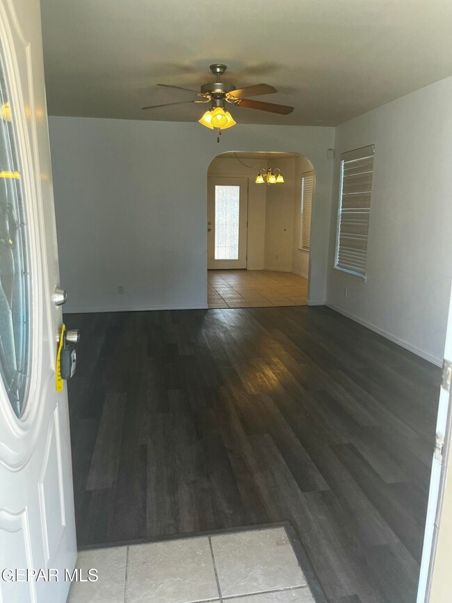 Foto del edificio - 4029 Hueco Land Ln