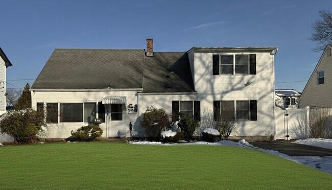 Photo - 333 Loring Rd House