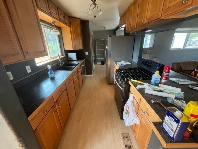Building Photo - 7436 Knox Ct