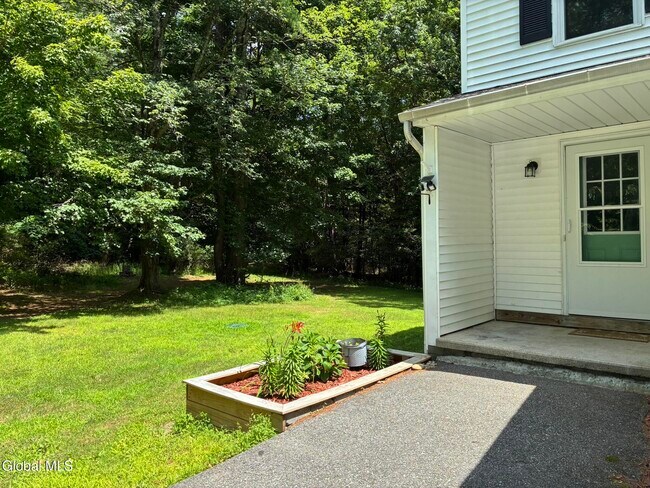 Building Photo - 57 Goose Hollow Rd