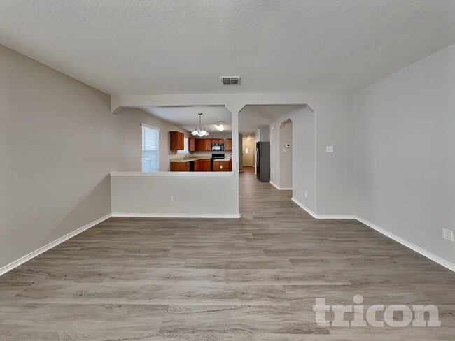 Building Photo - 9506 Lookover Bay