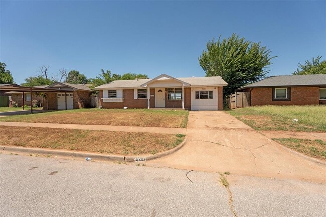 Building Photo - 5221 Foster Dr