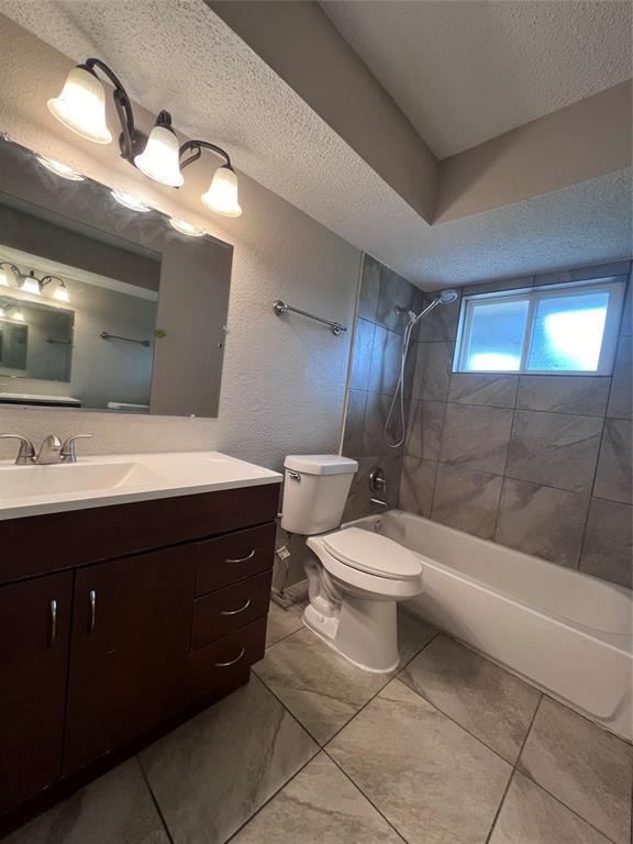 Foto del edificio - 5652 Birchmont Dr