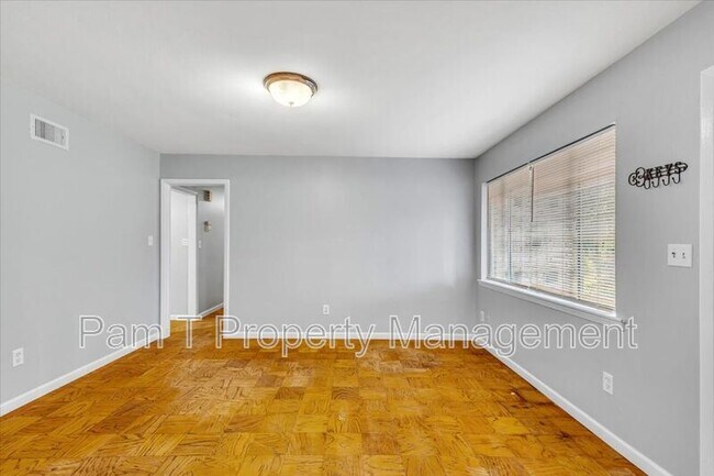 Foto del edificio - 15 Vineyard Dr