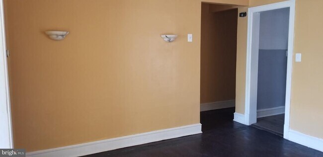 Foto del edificio - 6524 N Park Ave
