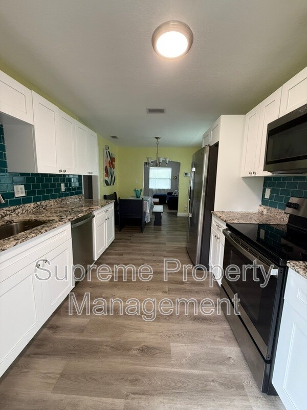 Foto del edificio - 811 21st St S