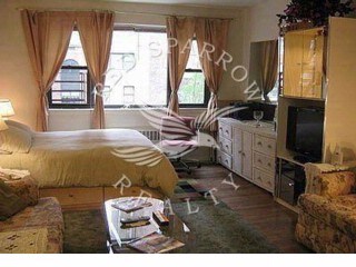 Foto del edificio - 345 E 72nd St