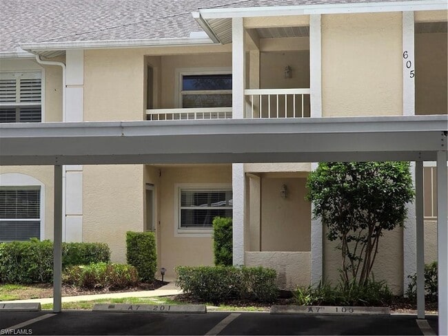 Foto del edificio - 605 Squire Cir