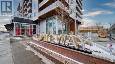 Building Photo - 8445-8445 Broadcast Ave SW