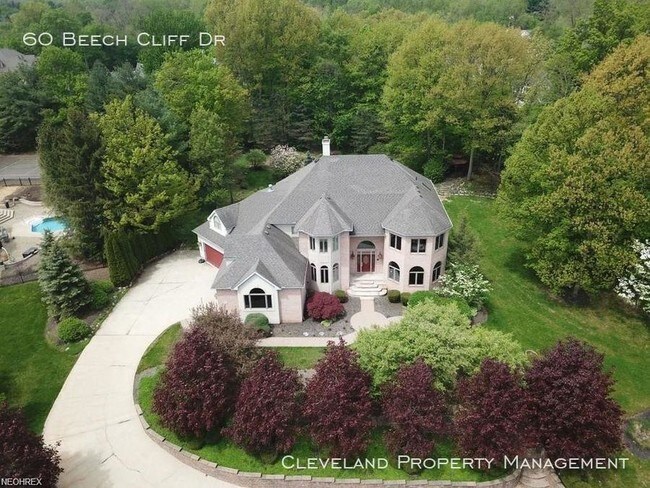Building Photo - 60 Beech Cliff Dr