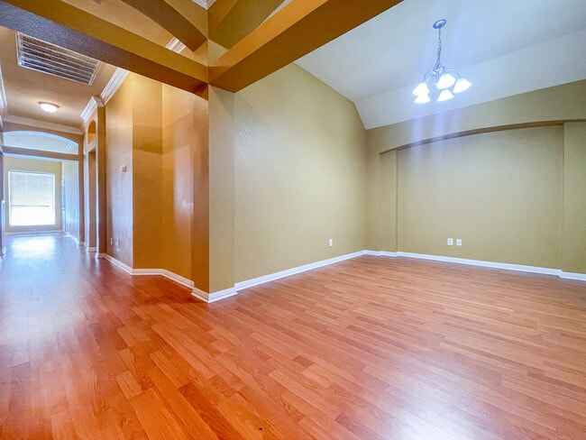 Building Photo - 10113 Condor Loop