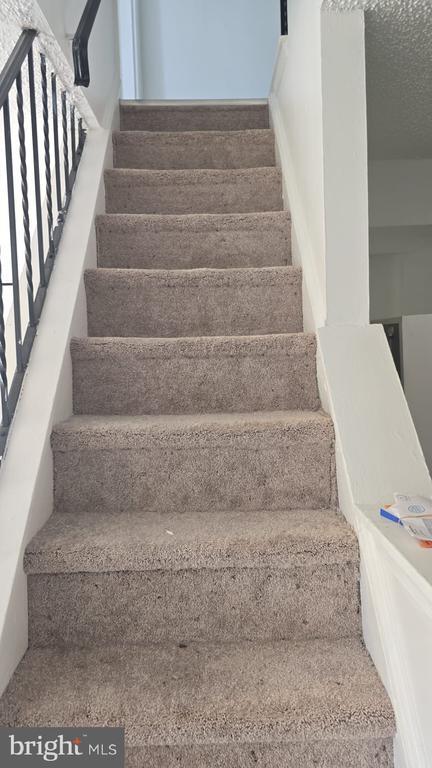 Foto del edificio - 485 Potterton Heights