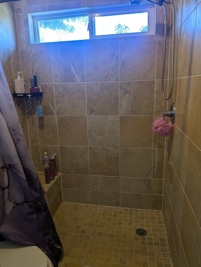 Foto del edificio - 5615 S Quemoy Ct