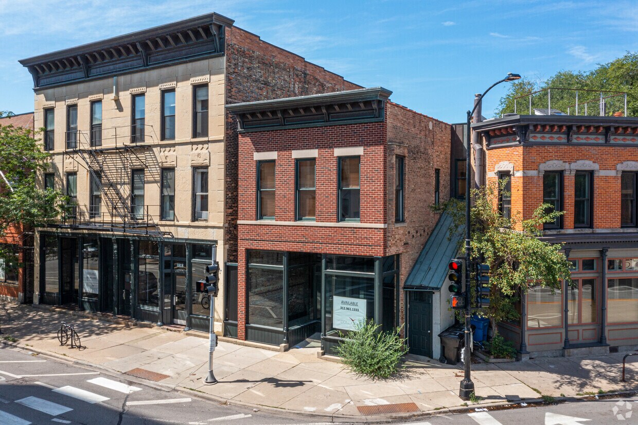 Primary Photo - 1820 N Wells St