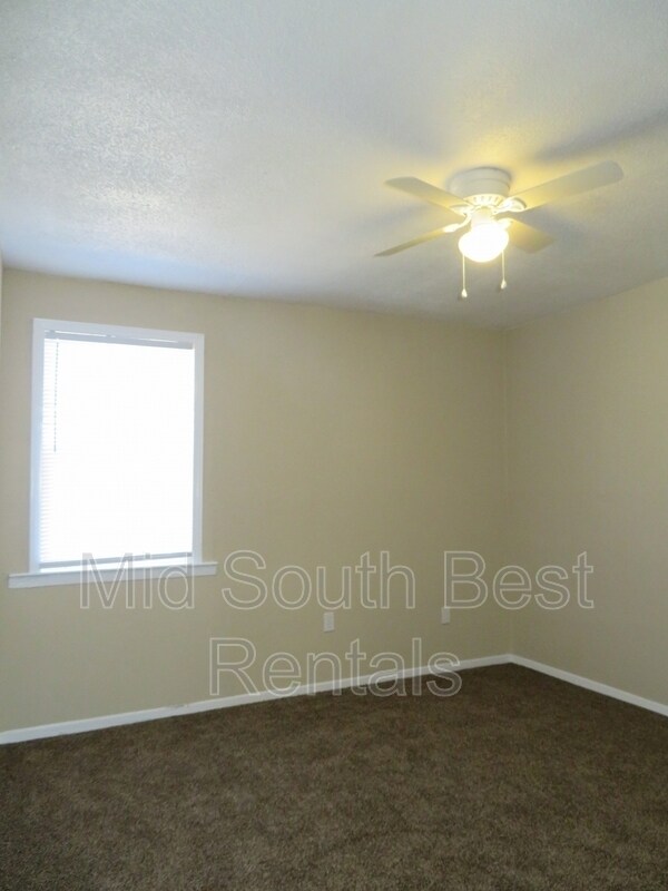Building Photo - 4432 Medley Ln