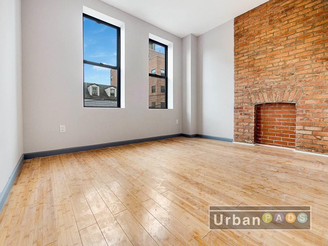 Primary Photo - 55 Troutman St