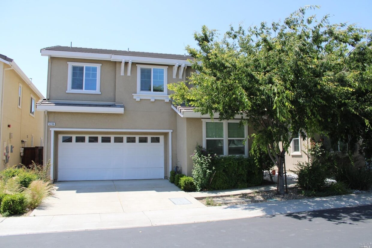 Primary Photo - 5286 Gramercy Cir