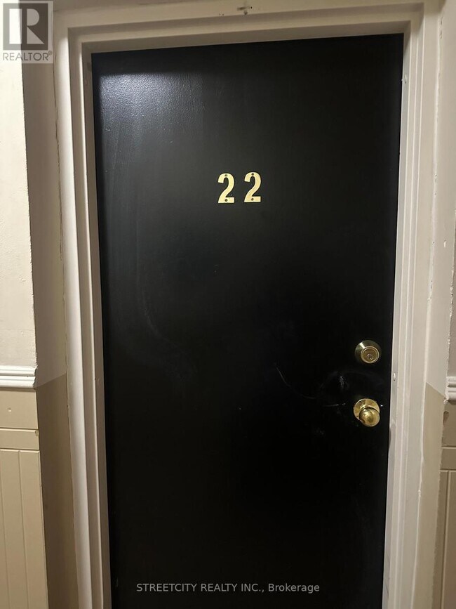 Photo du bâtiment - 220 Ashland Ave