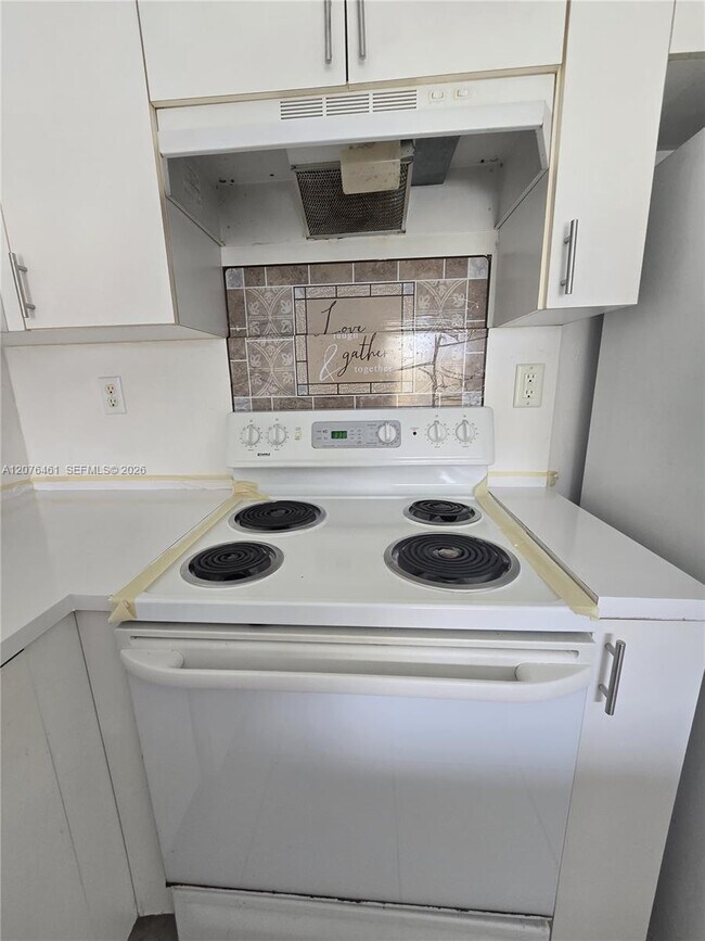 Building Photo - 21500 SW 87th Ct