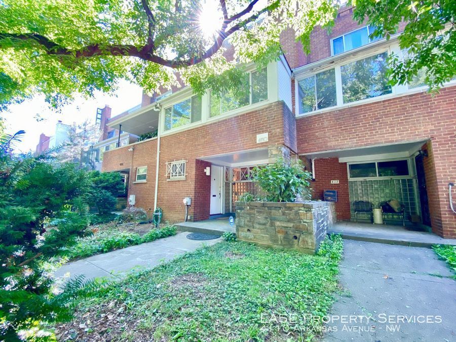Primary Photo - 4110 Arkansas Ave NW